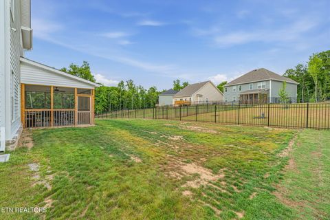 Tiny photo for 211 Queenberry St, Oak Ridge, TN 37830 (MLS # 1342216)