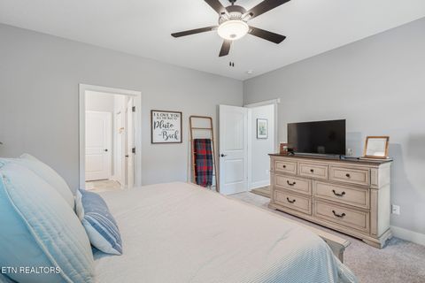 Tiny photo for 211 Queenberry St, Oak Ridge, TN 37830 (MLS # 1342216)
