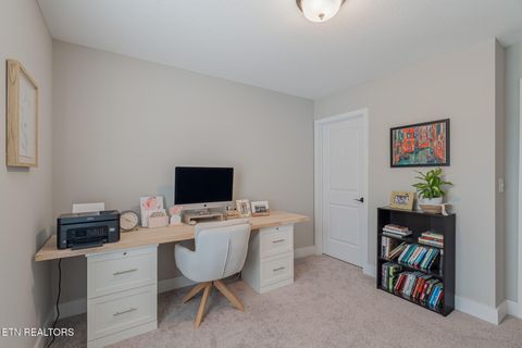 Tiny photo for 211 Queenberry St, Oak Ridge, TN 37830 (MLS # 1342216)