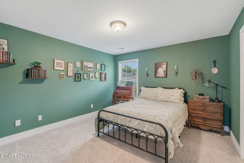 Tiny photo for 211 Queenberry St, Oak Ridge, TN 37830 (MLS # 1342216)