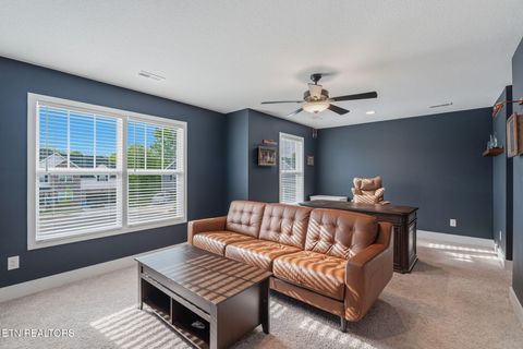 Tiny photo for 211 Queenberry St, Oak Ridge, TN 37830 (MLS # 1342216)