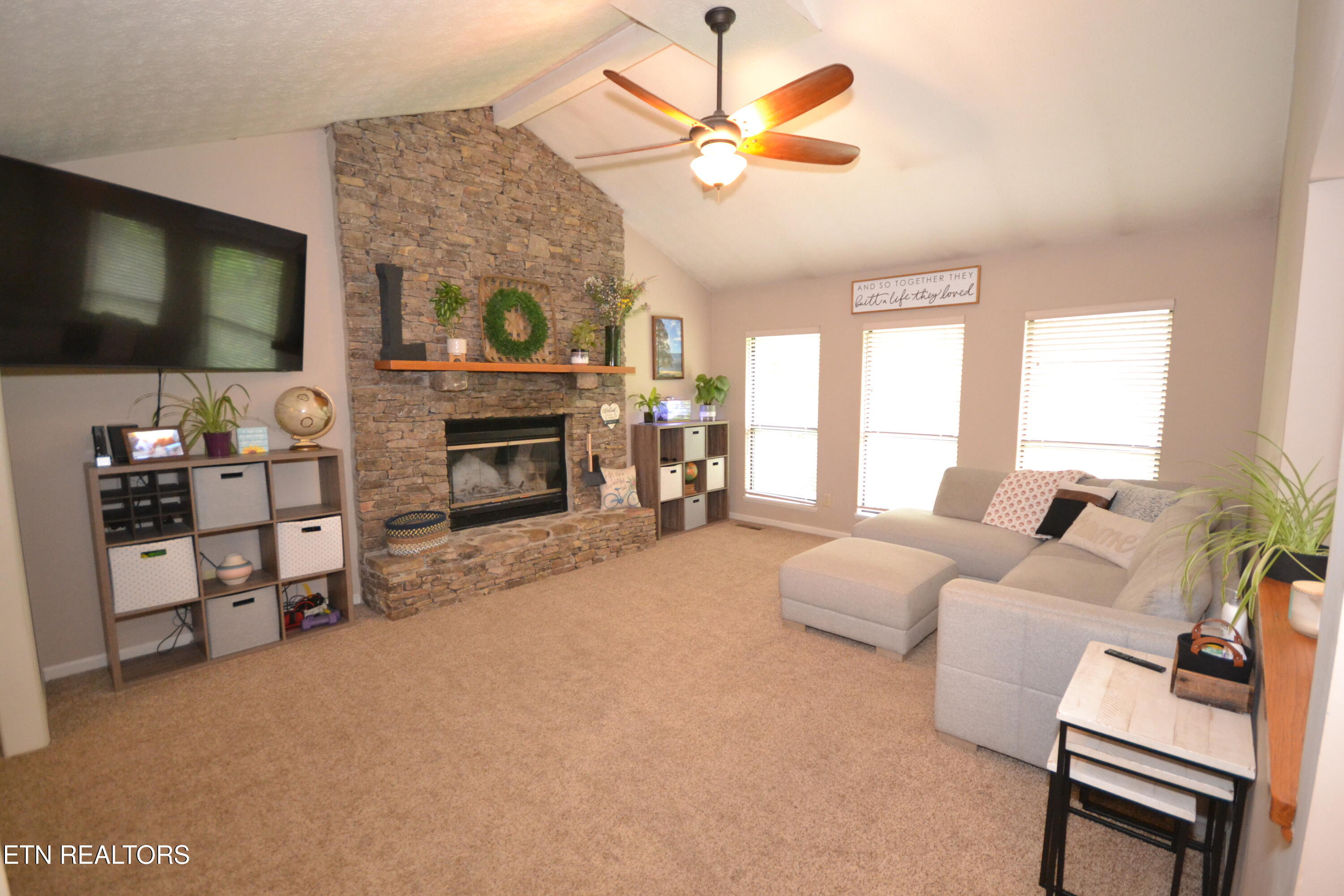 102 Greywood Place
