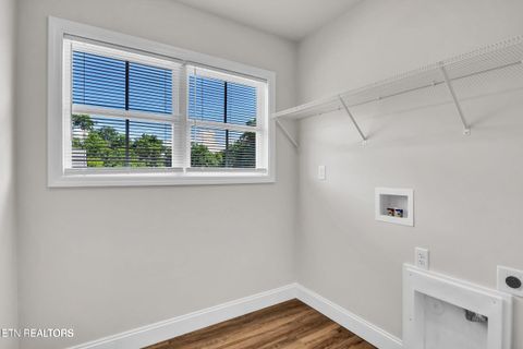 Tiny photo for 922 Lacy Court, Sevierville, TN 37862 (MLS # 1327513)