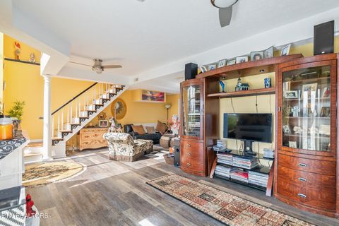 Tiny photo for 926 Hilltop Lane, Kodak, TN 37764 (MLS # 1332621)