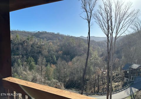 Tiny photo for 1110 Annes Rd # U1, Gatlinburg, TN 37738 (MLS # 1334816)