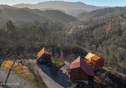 Tiny photo for 1110 Annes Rd # U1, Gatlinburg, TN 37738 (MLS # 1334816)