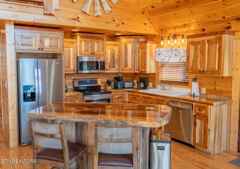 Tiny photo for 1110 Annes Rd # U1, Gatlinburg, TN 37738 (MLS # 1334816)