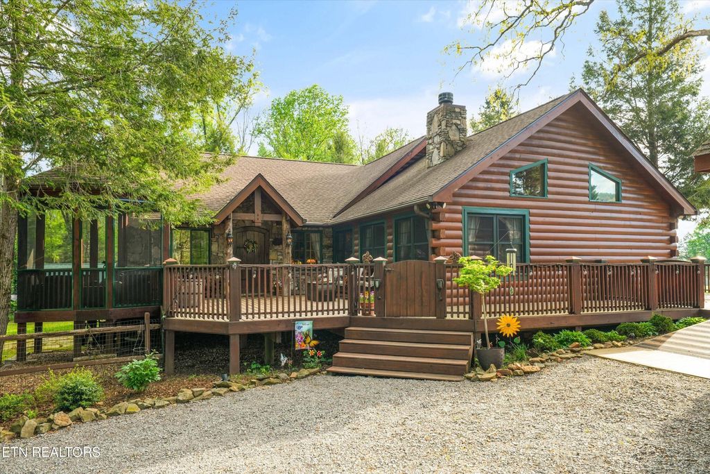 Photo of 7247 Old Tuckaleechee Rd, Townsend, TN 37882 (MLS # 1337181)