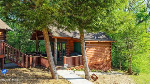 Tiny photo for 7247 Old Tuckaleechee Rd, Townsend, TN 37882 (MLS # 1337181)