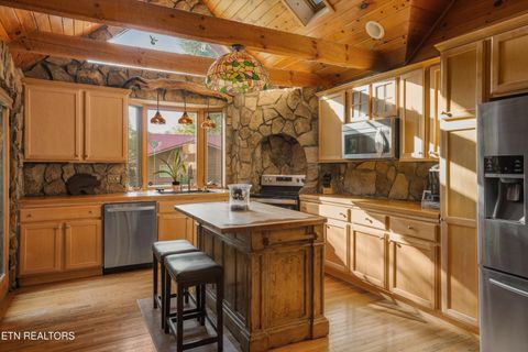 Tiny photo for 7247 Old Tuckaleechee Rd, Townsend, TN 37882 (MLS # 1337181)