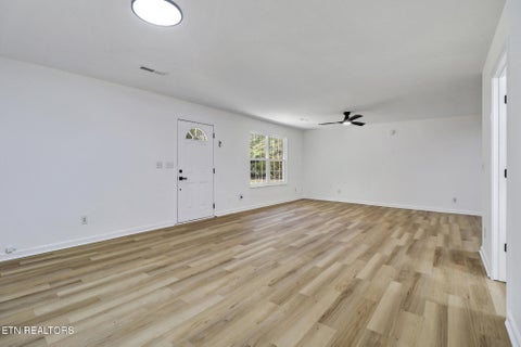 Tiny photo for 95 Fairview Loop, Crossville, TN 38571 (MLS # 1359473)