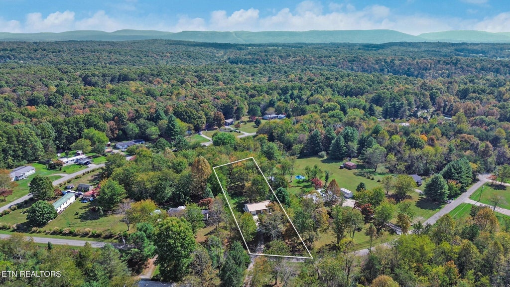 Photo of 95 Fairview Loop, Crossville, TN 38571 (MLS # 1359473)
