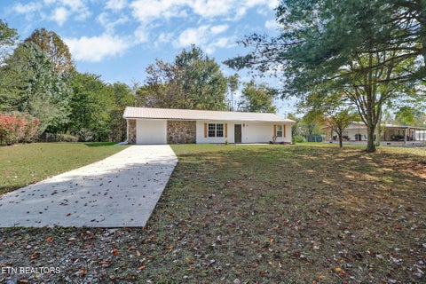 Tiny photo for 95 Fairview Loop, Crossville, TN 38571 (MLS # 1359473)
