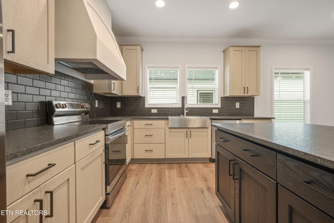 Tiny photo for 7622 Sycamore Breeze Rd, Knoxville, TN 37920 (MLS # 1356016)
