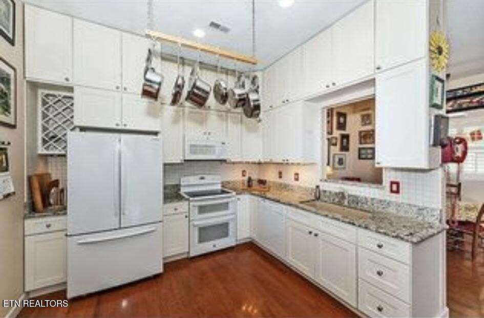 693 Little Dogwood Rd