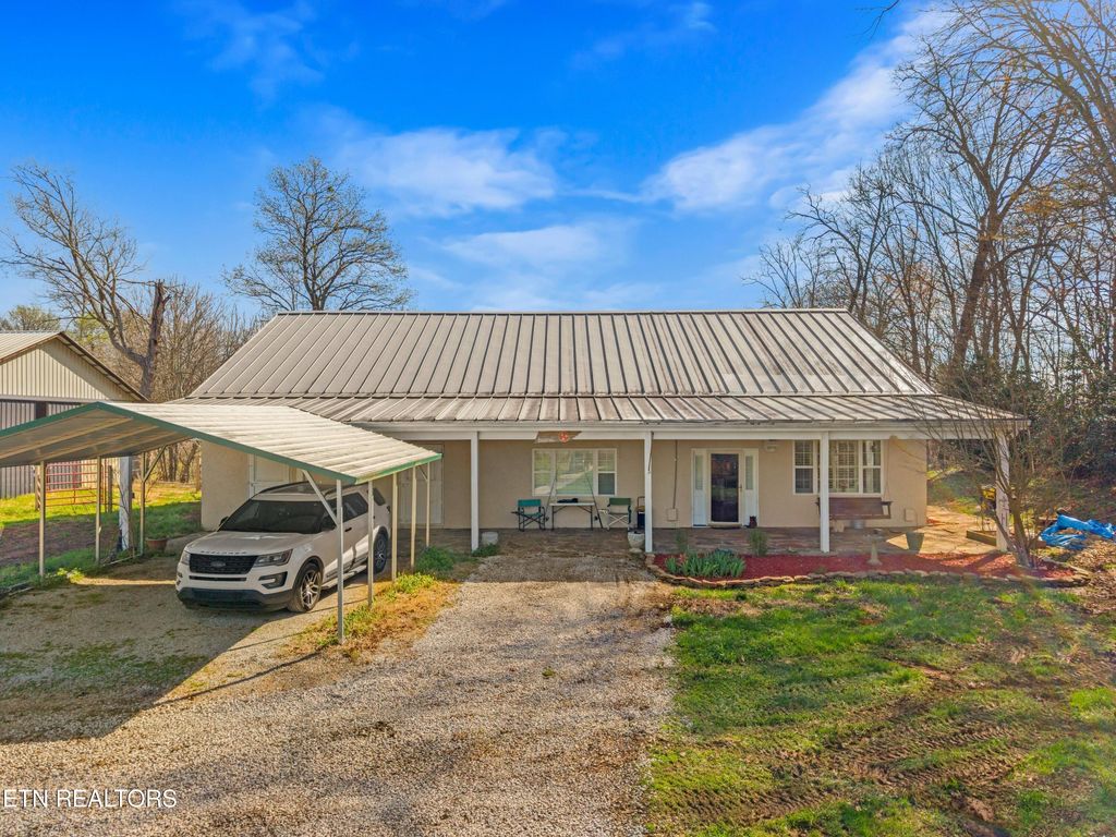 Photo of 693 Little Dogwood Rd, Kingston, TN 37763 (MLS # 1314044)