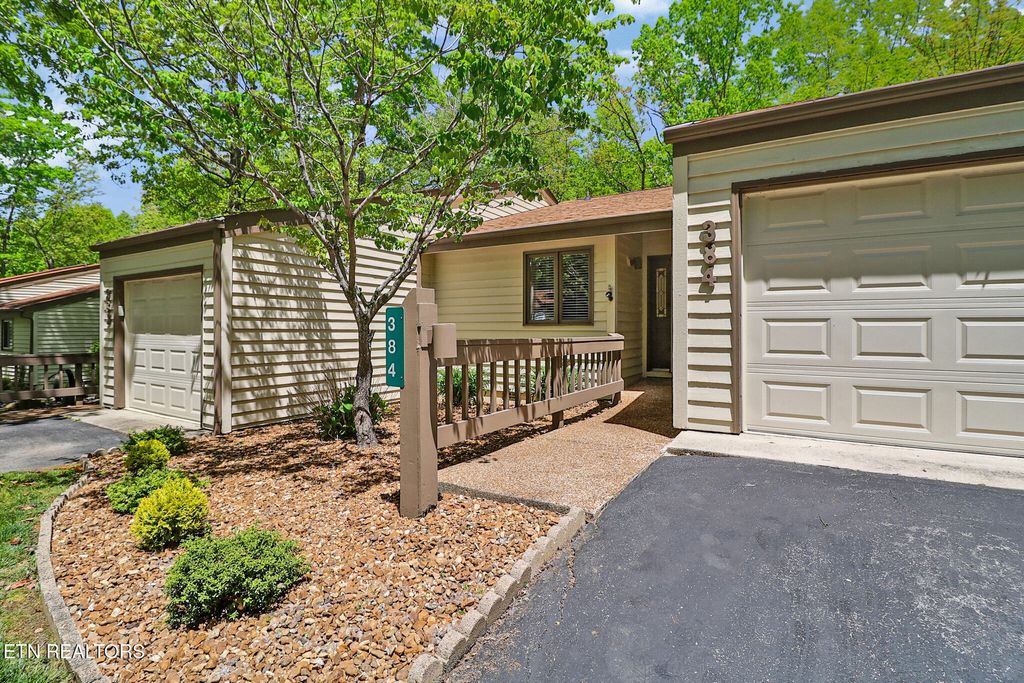 Photo of 384 Lake Catherine Court, Fairfield Glade, TN 38558 (MLS # 1339084)