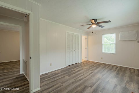Tiny photo for 104 W Sheridan Place, Oak Ridge, TN 37830 (MLS # 1358582)