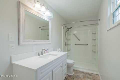 Tiny photo for 104 W Sheridan Place, Oak Ridge, TN 37830 (MLS # 1358582)