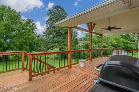 Tiny photo for 104 W Sheridan Place, Oak Ridge, TN 37830 (MLS # 1358582)