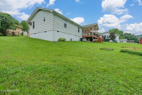 Tiny photo for 104 W Sheridan Place, Oak Ridge, TN 37830 (MLS # 1358582)