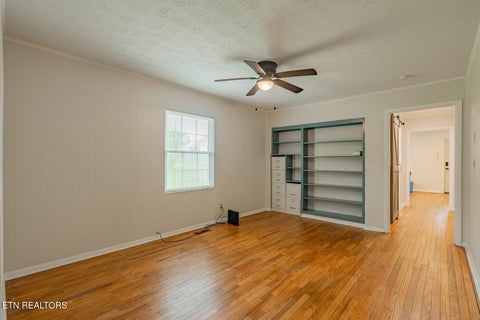 Tiny photo for 104 W Sheridan Place, Oak Ridge, TN 37830 (MLS # 1358582)