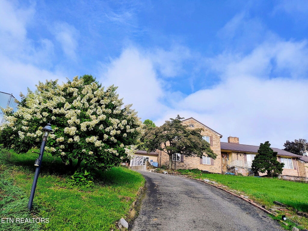 Photo of 172 Ridgefield Rd #SW, Wise, VA 24293 (MLS # 1355322)