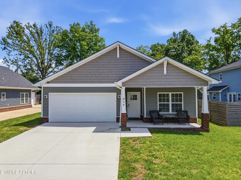 Photo of 814 Cherry St, Alcoa, TN 37701 (MLS # 1338422)