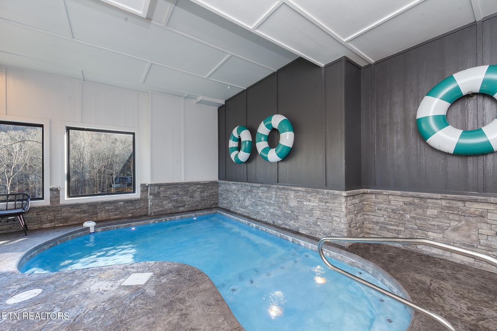 Photo of 2317 Grey Fox Run, Sevierville, TN 37862 (MLS # 1323609)