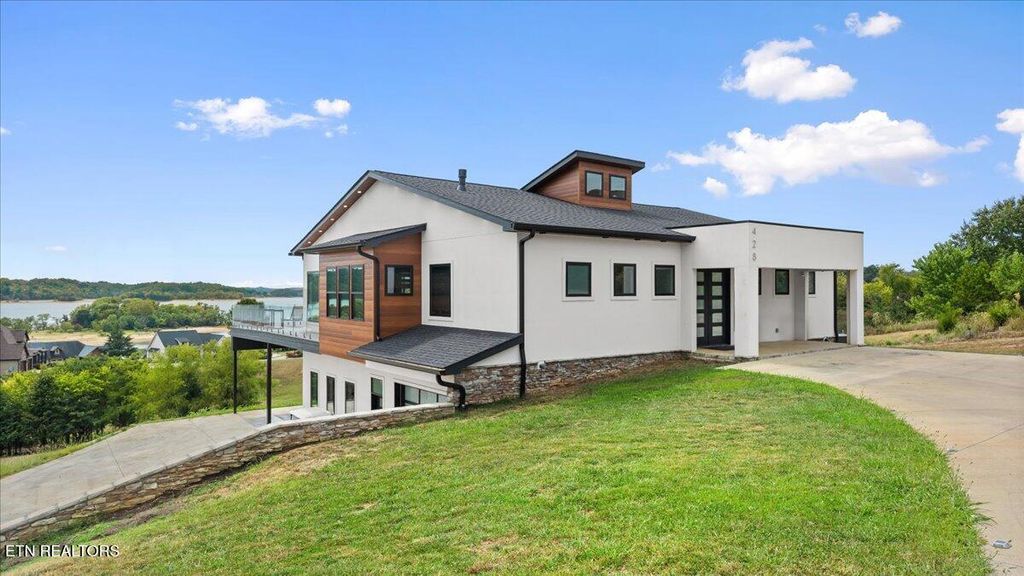 Photo of 428 River Bend Dr Dr, Dandridge, TN 37725 (MLS # 1314109)