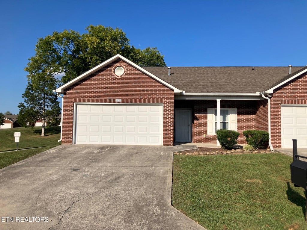 Photo of 7801 Rocky Mountain High Blvd, Knoxville, TN 37918 (MLS # 1356409)
