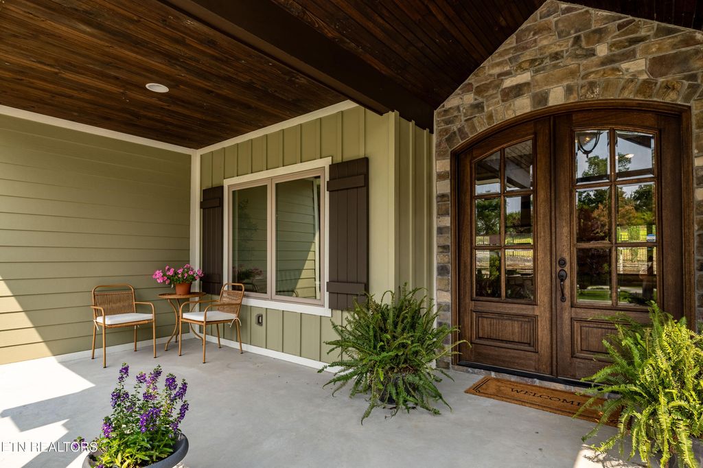 Photo of 3432 Lanyard Lane, Louisville, TN 37777 (MLS # 1303475)