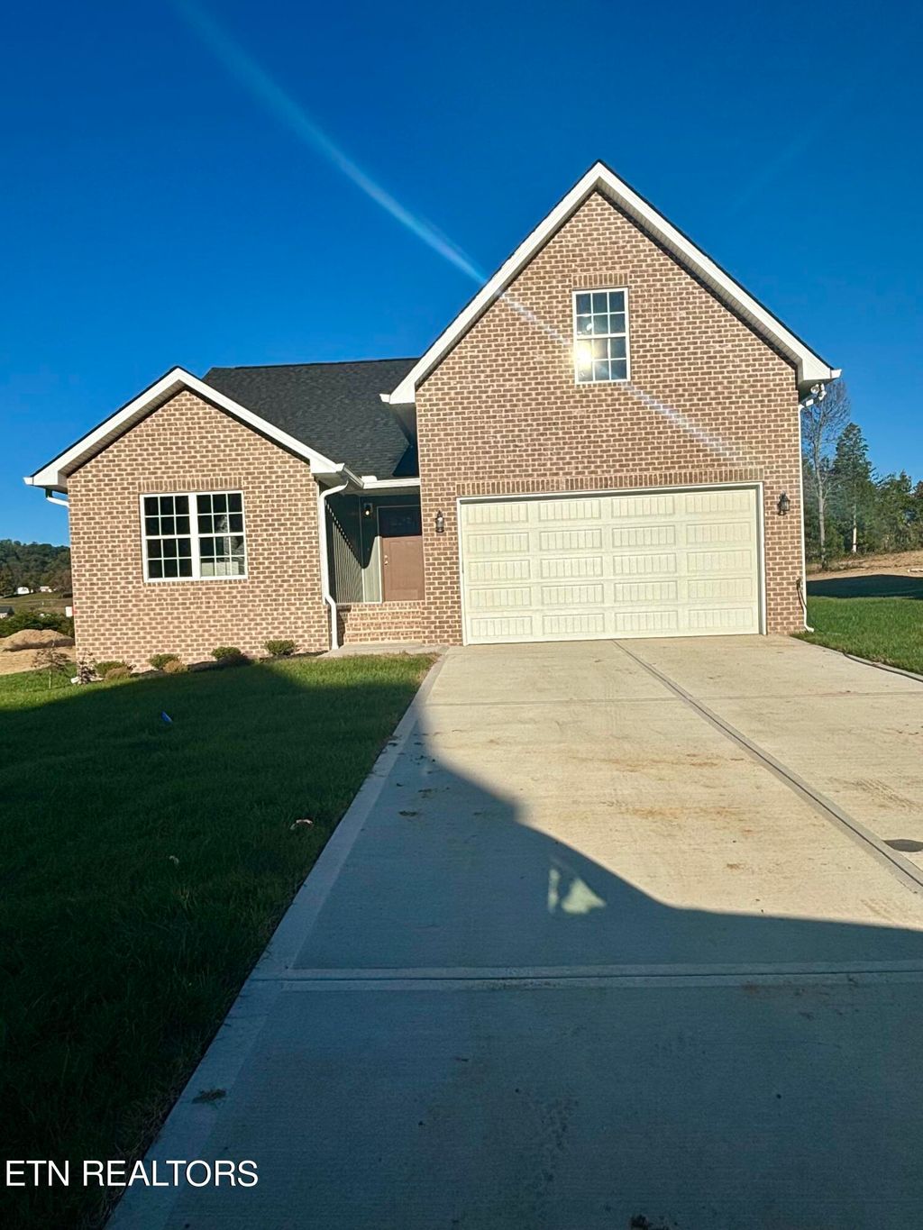 Photo of 429 Eastland Park Drive, Blaine, TN 37709 (MLS # 1268100)