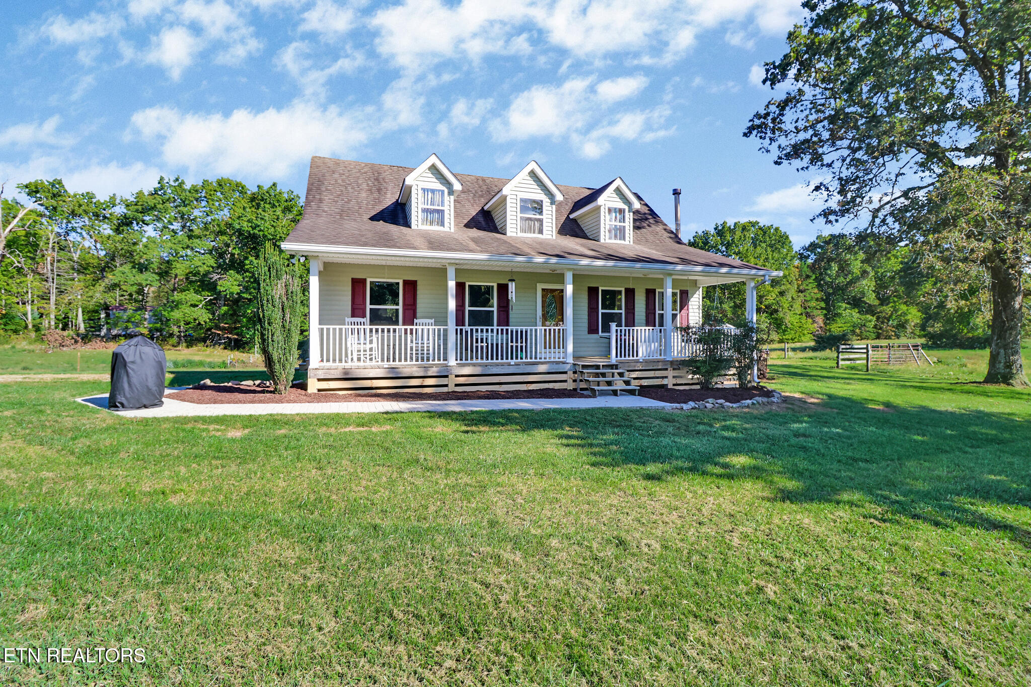 993 Model Farm Rd