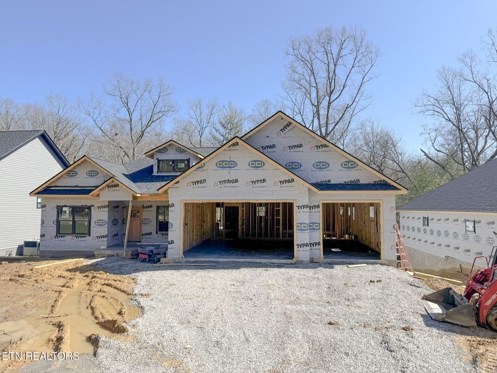 Photo of 155 Natchez Circle, Crossville, TN 38558 (MLS # 1330409)