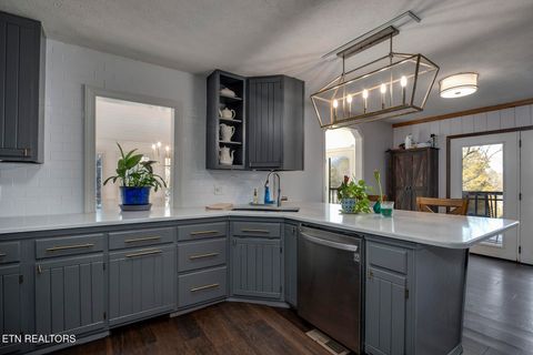 Tiny photo for 2092 Lakewood Drive, Loudon, TN 37774 (MLS # 1329085)