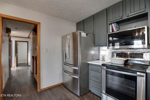 Tiny photo for 2092 Lakewood Drive, Loudon, TN 37774 (MLS # 1329085)