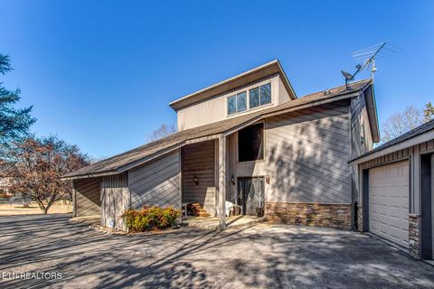 Tiny photo for 2092 Lakewood Drive, Loudon, TN 37774 (MLS # 1329085)