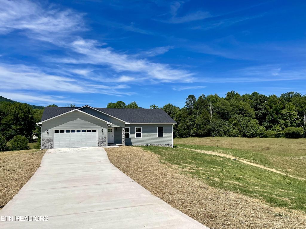 Photo of 367 Vista Springs Lane, Oliver Springs, TN 37840 (MLS # 1268273)