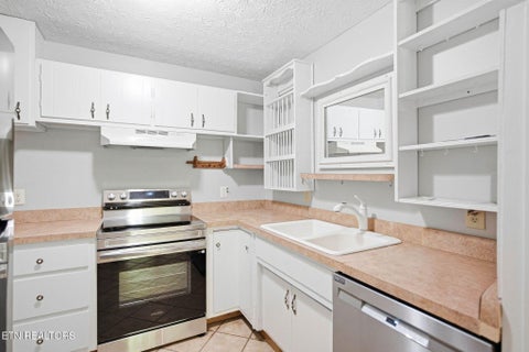 Tiny photo for 3609 Shady Way, Sevierville, TN 37876 (MLS # 1355644)