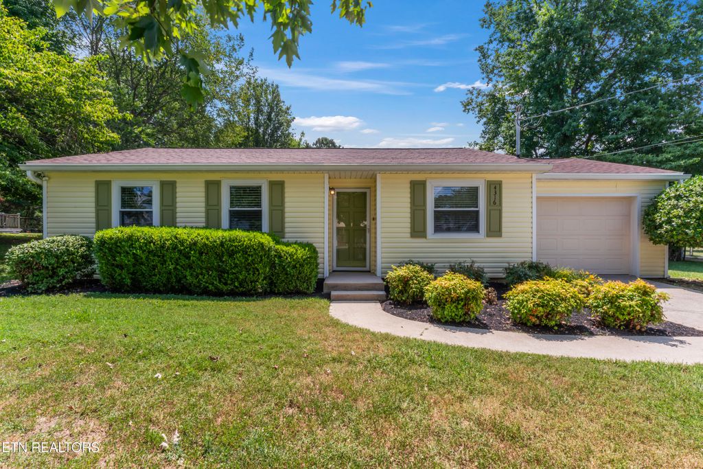 Photo of 4316 Trelawny Lane, Powell, TN 37849 (MLS # 1307368)