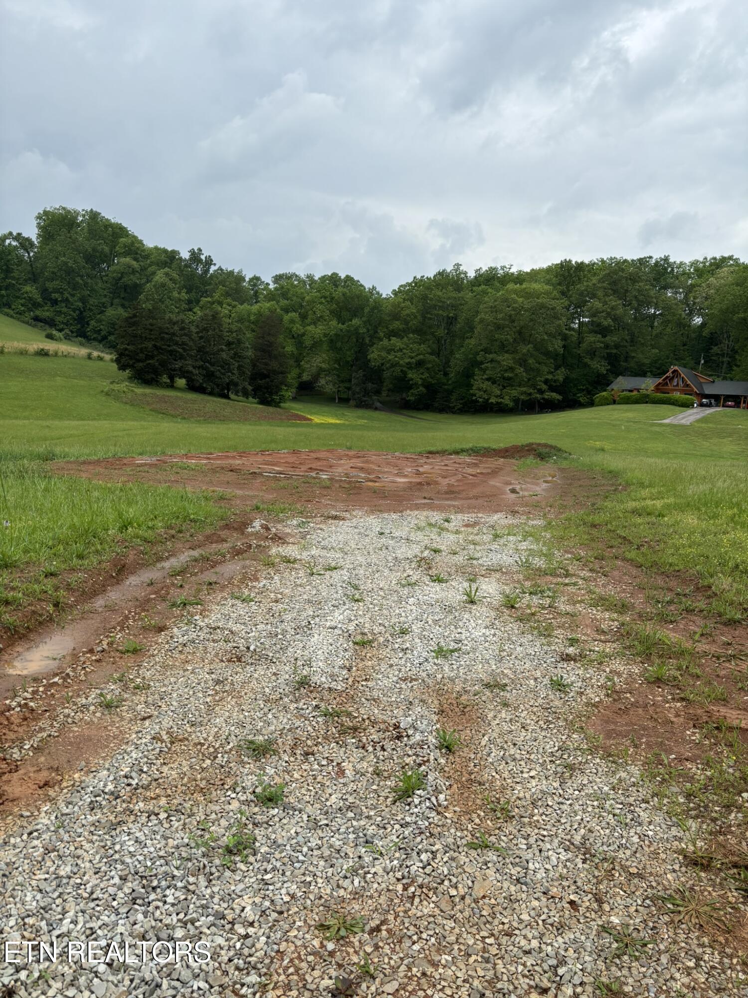 139 Hearthside Rd