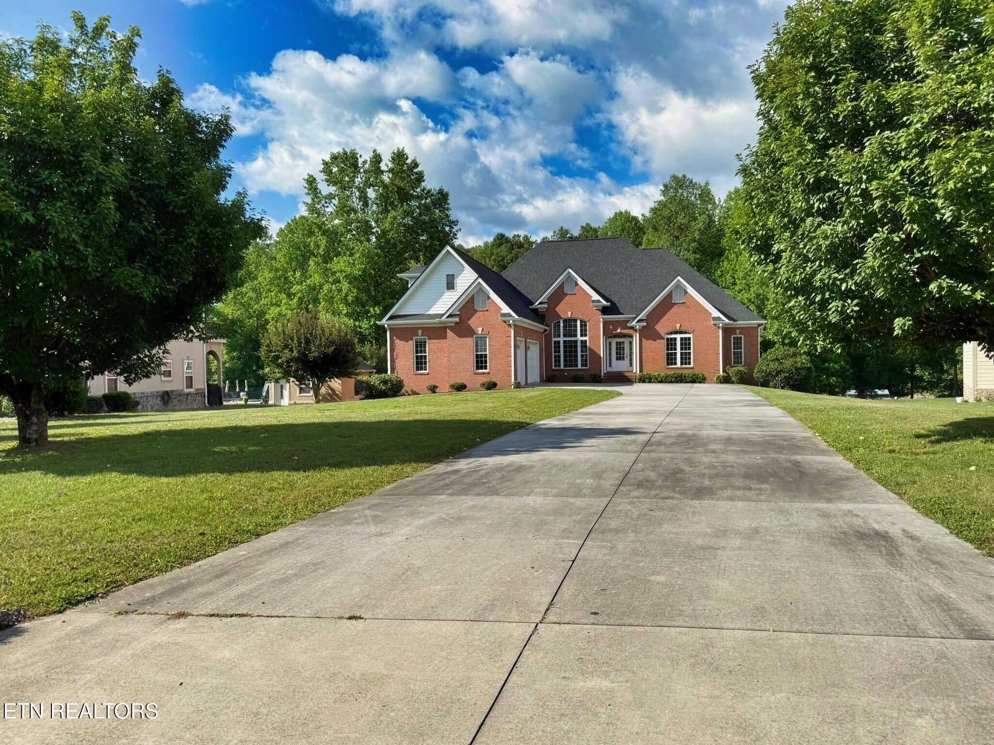 267 Paradise Lane