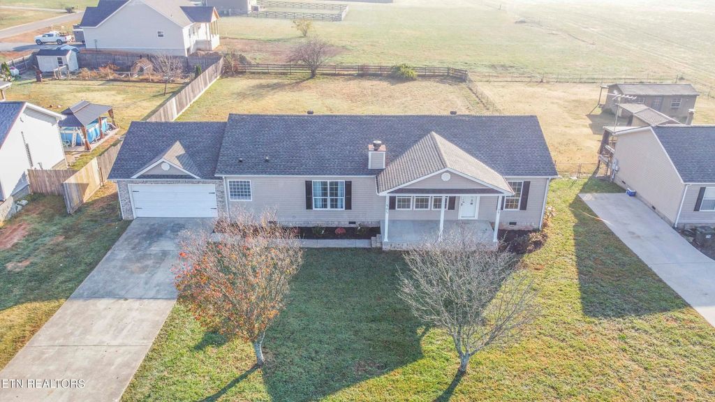 Photo of 505 Head of Creek Rd, Sweetwater, TN 37874 (MLS # 1281089)