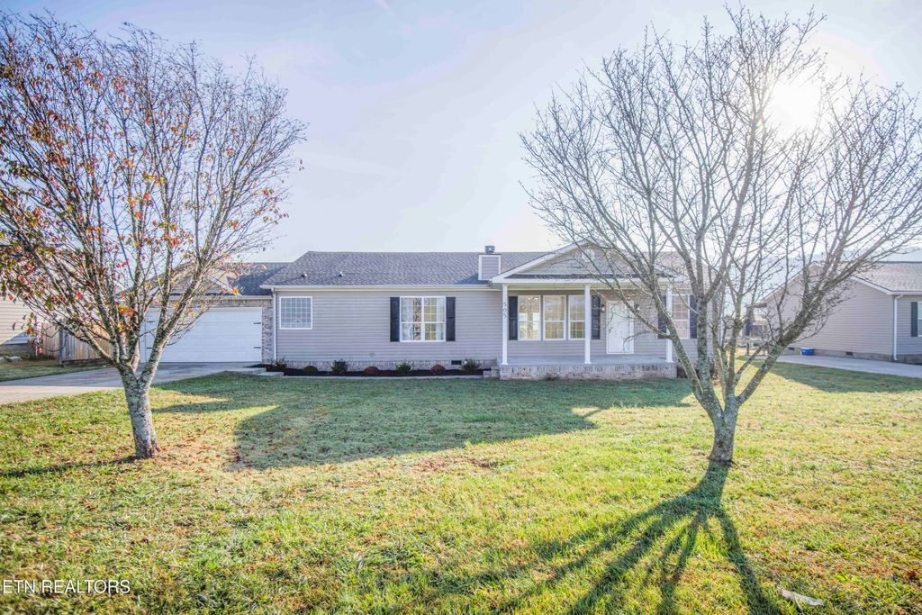 Photo of 505 Head of Creek Rd, Sweetwater, TN 37874 (MLS # 1281089)