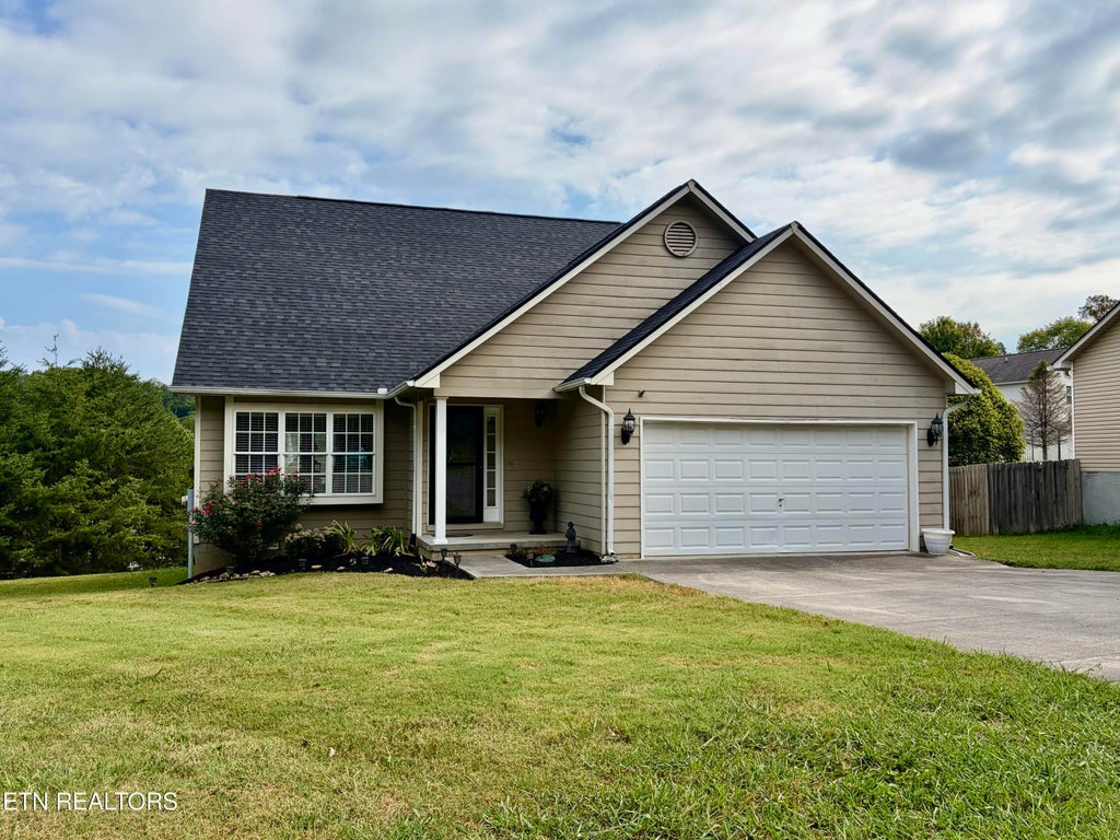 Photo of 8435 Gardenside Lane, Powell, TN 37849 (MLS # 1354762)