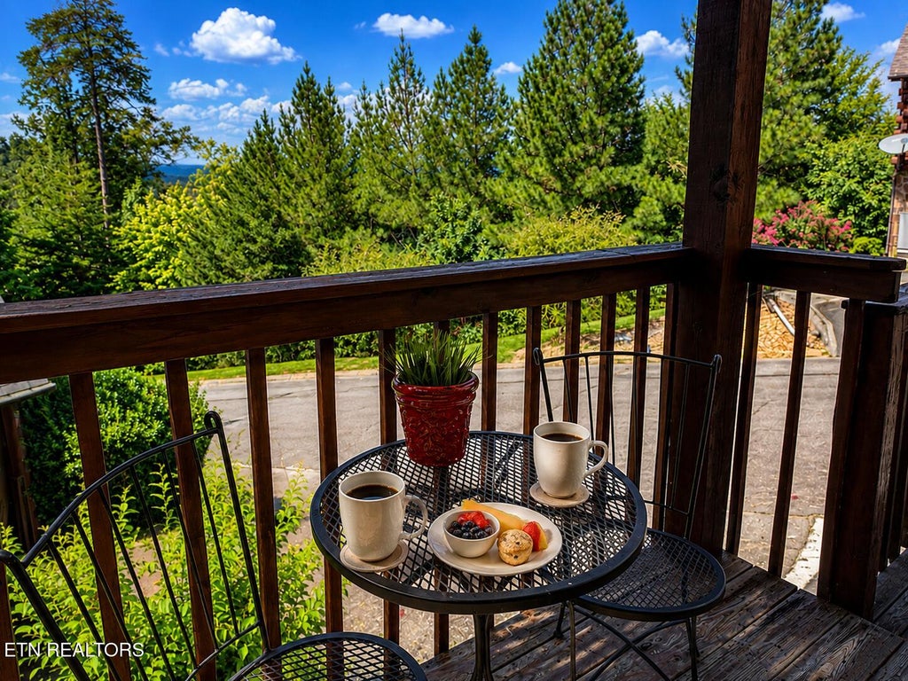 Photo of 1540 Bears Den Way, Sevierville, TN 37862 (MLS # 1354548)