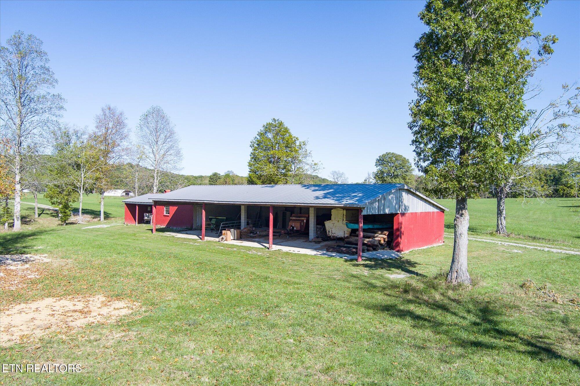 308 Huse Watson Rd
