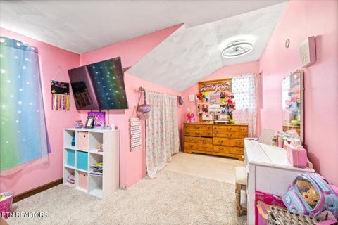 Tiny photo for 111 Longfield Rd, Rocky Top, TN 37769 (MLS # 1335094)