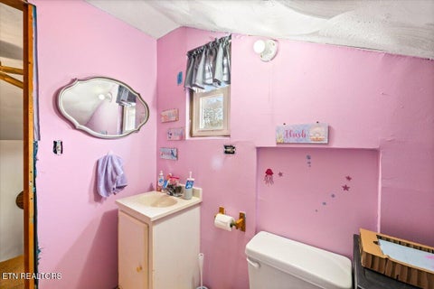 Tiny photo for 111 Longfield Rd, Rocky Top, TN 37769 (MLS # 1335094)